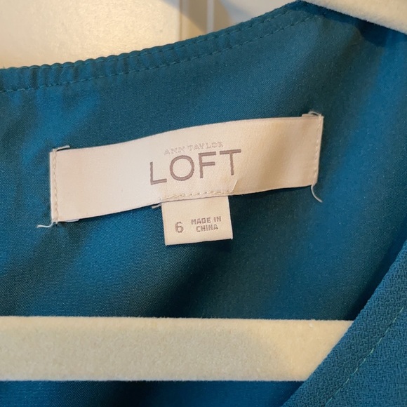 LOFT lace detail dress - Picture 3 of 4